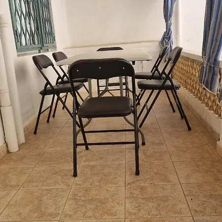 Alquilo Casa En Campello Centro 度假居 坎佩略