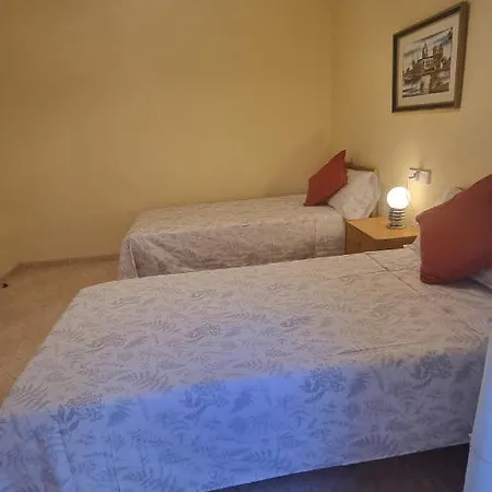 Alquilo Casa En Campello Centro 度假居