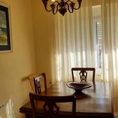 Alquilo Casa En Campello Centro 坎佩略