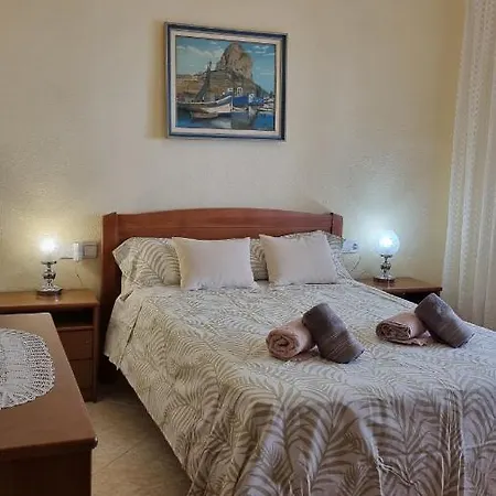 Alquilo Casa En Campello Centro 度假居
